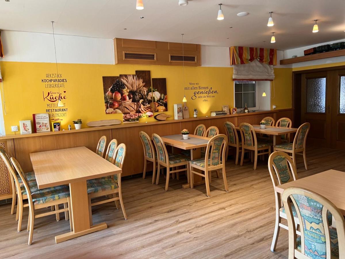 Hotel Restaurant Buergerstuben Альтенштадт Экстерьер фото
